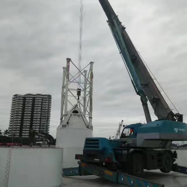 Silo de cemento empernado de tamaño normal erigido en Tailandia