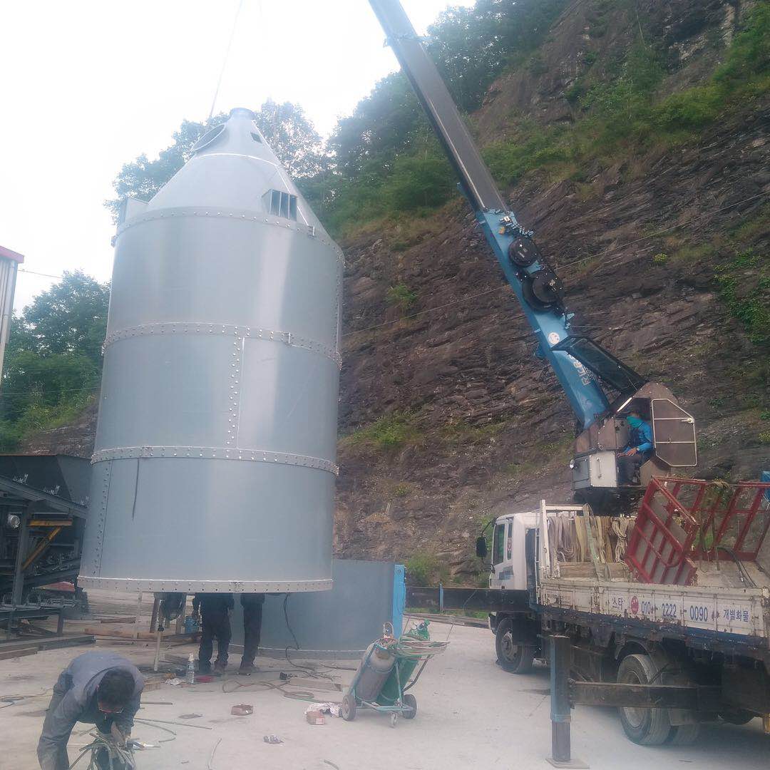 Silo de cemento empernado de 100t instalado en Corea